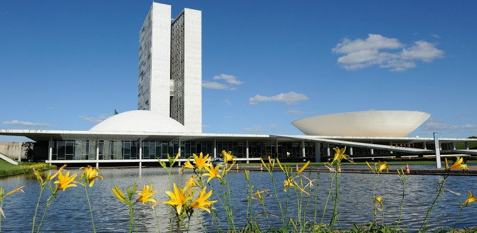 Senado aprova MP 664 com alternativa a fator previdenciário
